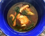 和風トムヤンクン☆鶏つくね椎茸ほうれん草作り方9写真