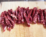 牛肉ともやしのオイスターソース炒め作り方1写真