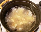シロさんの豚肉キャベツニラ春雨のもつ鍋風作り方4写真