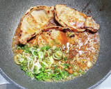 豚ロース生姜焼きをナメコとネギのソースで作り方5写真