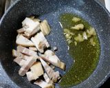 ベーコンたまねぎニラ焼きうどん作り方1写真