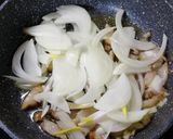 ベーコンたまねぎニラ焼きうどん作り方2写真
