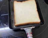 朝ごはんに！フライパンでチーズトースト作り方2写真
