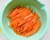 お弁当 常備菜 にんじんのごまきんぴら作り方1写真