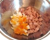 おさかなのソーセージと卵のコロコロサラダ作り方1写真