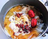 手羽元の薬膳ラーメン作り方12写真