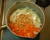 鶏胸肉・春キャベツ・ひよこ豆のスープ作り方1写真