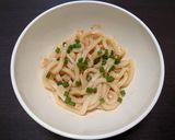 簡単☆お手軽鮭のバター醤油うどん♩作り方3写真