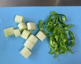 具沢山玉子焼き　ピーマンとネギ作り方1写真