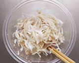 簡単副菜☆新玉ねぎの無限サラダ。作り方5写真