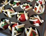 たこ焼き風アンチョビとトマトのチーズ焼き作り方3写真