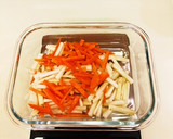 レンジで作る大根とにんじんの皮の和物作り方1写真