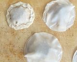 餃子の皮×トースターでチョコパイ作り方3写真
