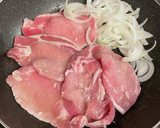 定番アレンジ！豚肉とトマトの甘酒生姜焼き作り方4写真