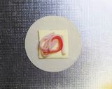 乗せて焼くだけ爆裂簡単 餃子の皮ピザ作り方1写真