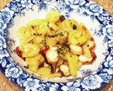 新じゃがと海の幸のバター醤油炒め作り方11写真