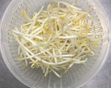 レンジで緑豆もやしを加熱！簡単♪作り方2写真