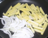 魚肉ソーセージのカレーコンソメ炒め作り方3写真