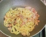 夏にさっぱり・梅肉でレタスの焼きうどん作り方4写真