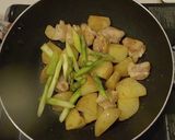 新じゃがと鶏アスパラのジャーマンポテト♪作り方5写真