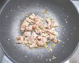 豚バラ肉と小松菜と塩コブの和風パスタ作り方3写真