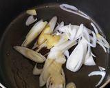 簡単1品！長ネギとエノキの中華スープ作り方2写真