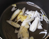 簡単1品！長ネギとエノキの中華スープ作り方2写真