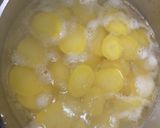 ジャガイモ玉葱アスパラのカレーマヨ炒め作り方1写真