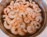 圧力鍋で、冷凍むきエビと舞茸のエビピラフ作り方1写真