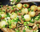 冷凍里芋と豚肉のカレー煮作り方5写真
