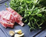 おうち居酒屋★豆苗とベーコンでおつまみ作り方1写真