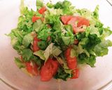 給食の手作りドレッシングのサラダ作り方2写真