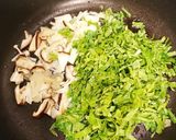 舞茸とセロリ葉のパスタ作り方3写真