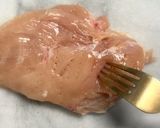 塩麹で胸肉しっとり♡サラダチキンハーブ味作り方1写真