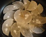 おさかなのソーセージと大根のホカホカ蒸し作り方3写真