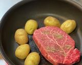 簡単#フォワグラと牛肉のロッシーニ作り方1写真