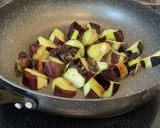 こってり♡豚バラとなすの甘辛味噌炒め作り方3写真