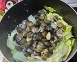 優勝！間違いないアサリとキャベツの酒蒸し作り方6写真