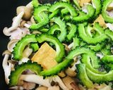 厚揚げ&キノコの豚肉ゴーヤーチャンプルー作り方2写真