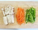 野菜たっぷり白滝チャプチェ作り方1写真