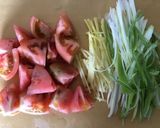 簡単♪さば缶とトマトのさっぱり香味炒め作り方1写真