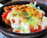 魚とジャガイモ団子のトマト煮オン焼チーズ作り方10写真