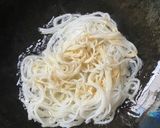 残ったビーフンで黒酢あんかけ作り方2写真
