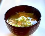 基本！白菜、きのこ、油揚げのお味噌汁作り方9写真