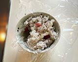 ゆかりとカリカリ梅（うめこ）のおにぎり作り方4写真
