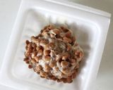 おつまみに【フライドオニオン入り納豆】作り方1写真