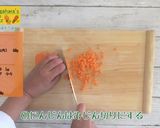 にんじん鶏そぼろごはん作り方1写真