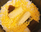 炊飯器で時短！芯使って☆とうもろこしご飯作り方2写真