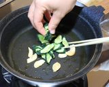 イカとドライきゅうりの塩炒め【ドライ】作り方5写真