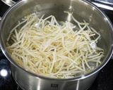 簡単節約！梅肉ともやしのチーズ肉巻き作り方2写真